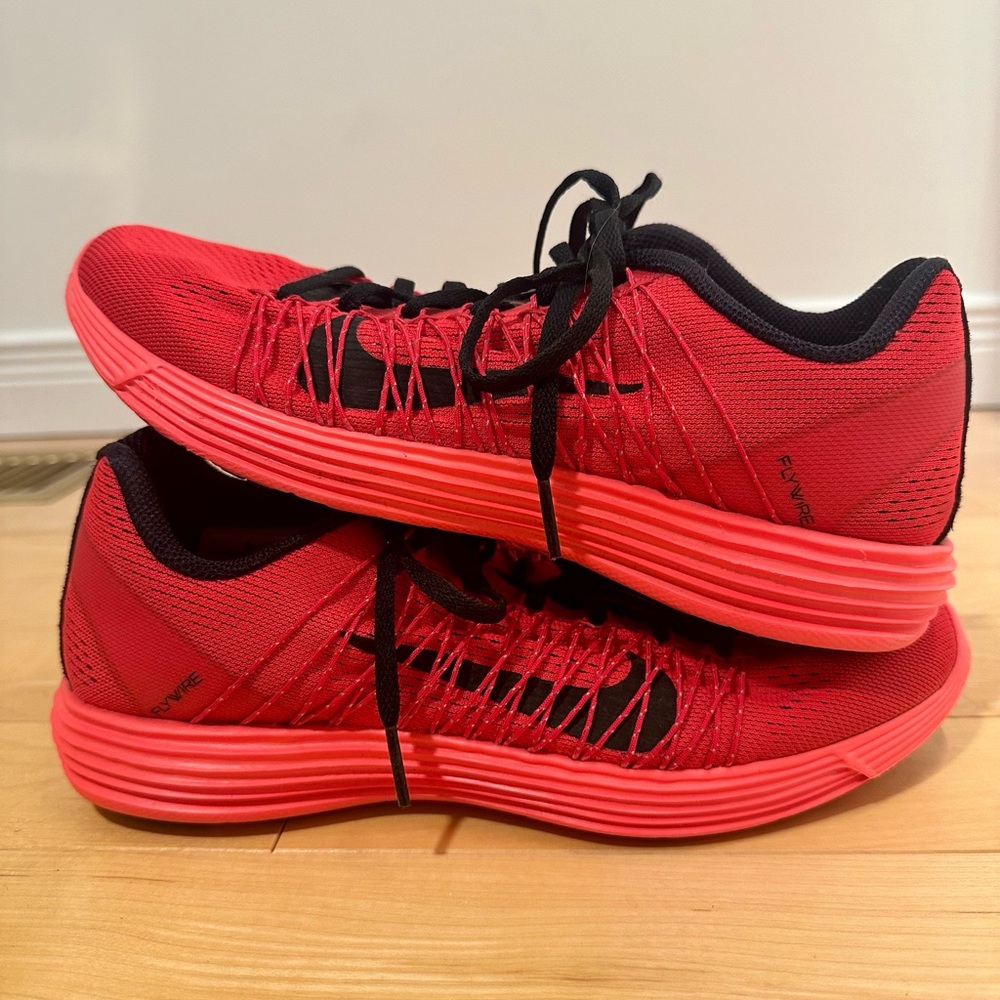 Nike Womens Lunaracer+ 3 "Legion Red"
